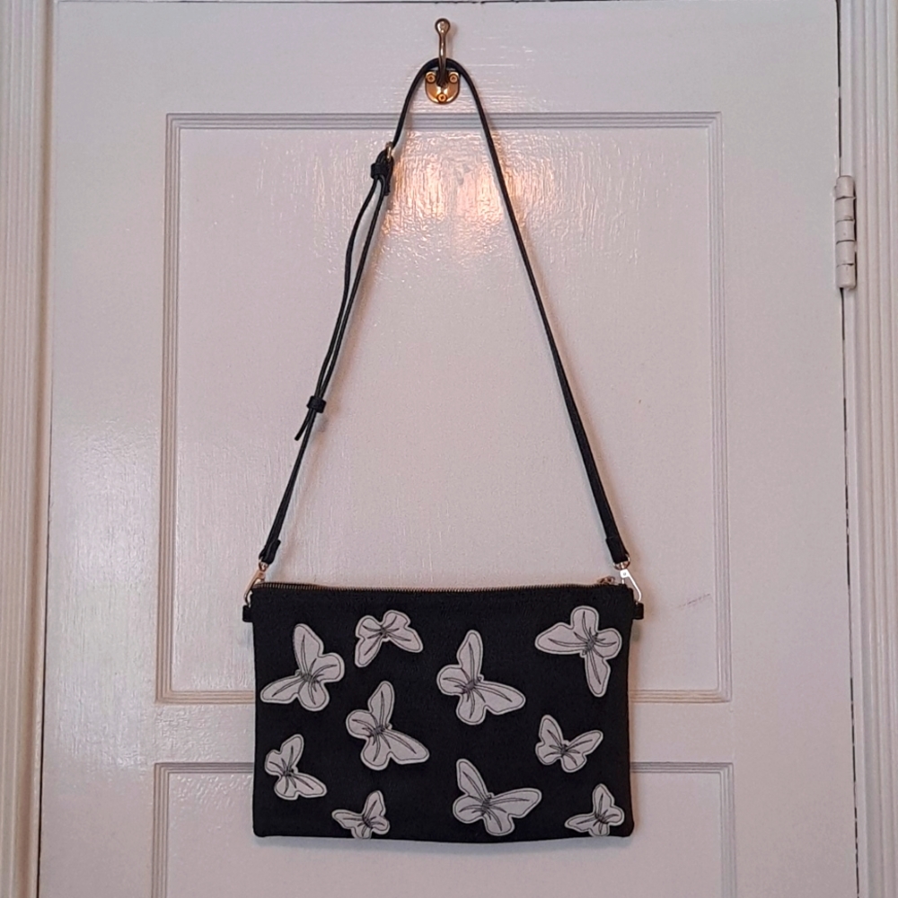 Vegan Leather Urban Expressions Purse